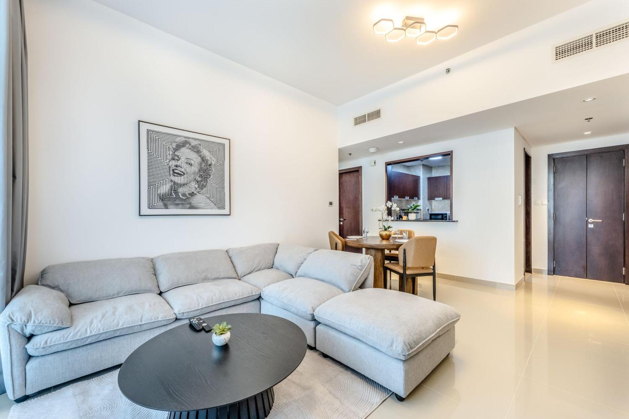 Apartment Stylish 1 Bedroom In The Medalist By Pk Holidays Dubai